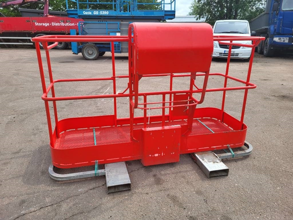Manitou 200 ATJ kori - Teleskopmastbühne: das Bild 5 Manitou 200 ATJ kori - Teleskopmastbühne: das Bild 5