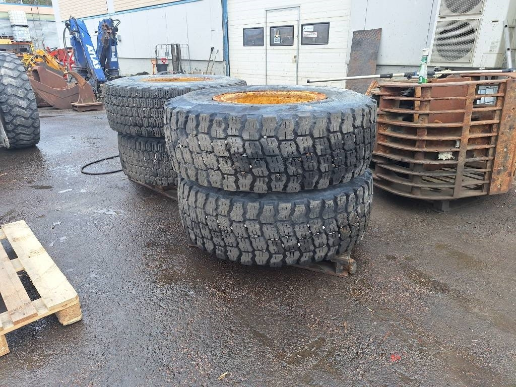 Reifen für Baumaschine Michelin 17.5R-25 Renkaat 4kpl: das Bild 11