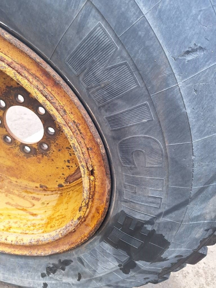Reifen für Baumaschine Michelin 17.5R-25 Renkaat 4kpl: das Bild 12