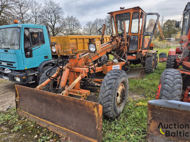 BGP-180 - Grader: das Bild 2 BGP-180 - Grader: das Bild 2