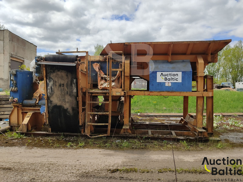 BMD RA700/4 - Technik für Bodenbearbeitung: das Bild 3 BMD RA700/4 - Technik für Bodenbearbeitung: das Bild 3