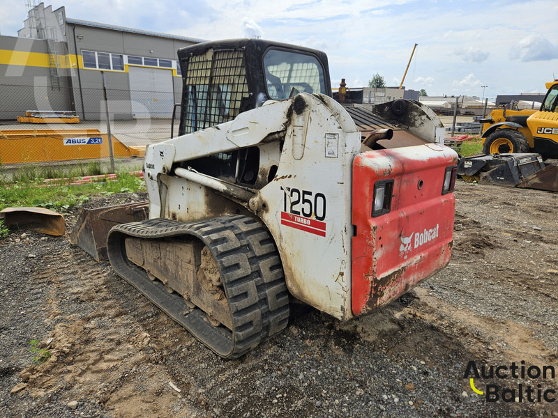 Bobcat T 250 - Laderaupe: das Bild 3 Bobcat T 250 - Laderaupe: das Bild 3