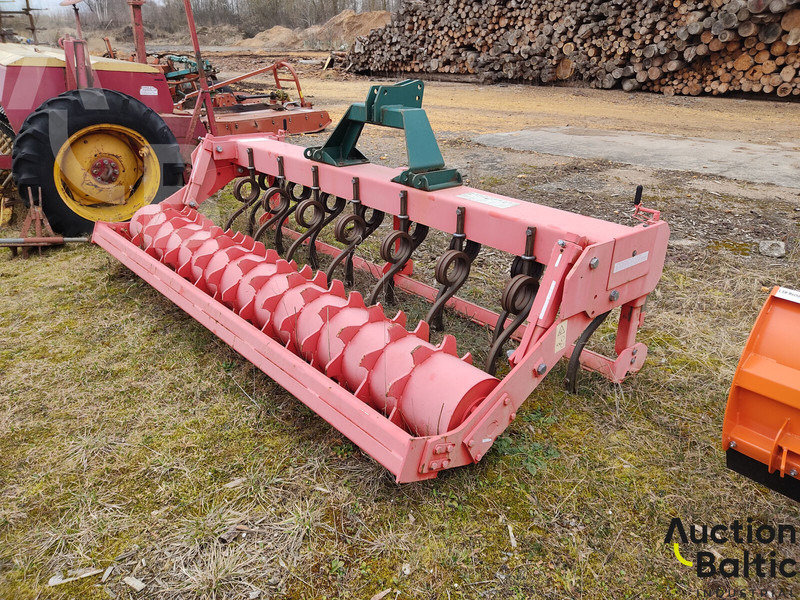 CONCEPT PERUGINI Perugini - Kreiselegge: das Bild 2 CONCEPT PERUGINI Perugini - Kreiselegge: das Bild 2