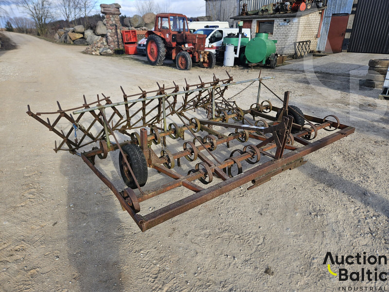 CULTIVATOR - Grubber: das Bild 1 CULTIVATOR - Grubber: das Bild 1