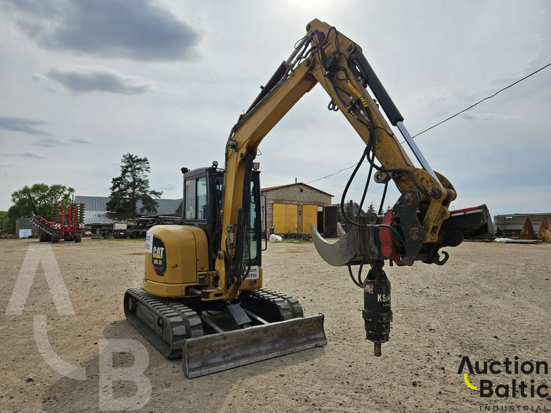 Caterpillar 305.5E2CR - Minibagger: das Bild 2 Caterpillar 305.5E2CR - Minibagger: das Bild 2