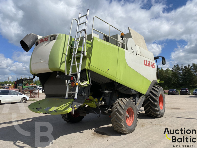 Claas Lexion 570 - Mähdrescher: das Bild 4 Claas Lexion 570 - Mähdrescher: das Bild 4