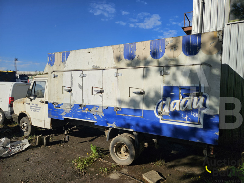 DAF V 400 - Koffer Transporter: das Bild 2 DAF V 400 - Koffer Transporter: das Bild 2