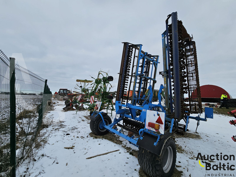 Farmet K 800 PS - Grubber: das Bild 4 Farmet K 800 PS - Grubber: das Bild 4