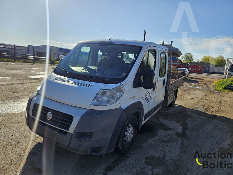Fiat Ducato 35H - Pritsche Transporter, Transporter mit Doppelkabine: das Bild 2 Fiat Ducato 35H - Pritsche Transporter, Transporter mit Doppelkabine: das Bild 2