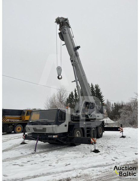 Grove GMK 3055 - Ladekran: das Bild 1 Grove GMK 3055 - Ladekran: das Bild 1