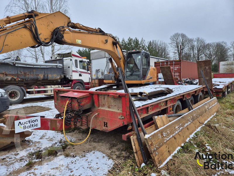 Herbst 27T - Planenauflieger: das Bild 3 Herbst 27T - Planenauflieger: das Bild 3