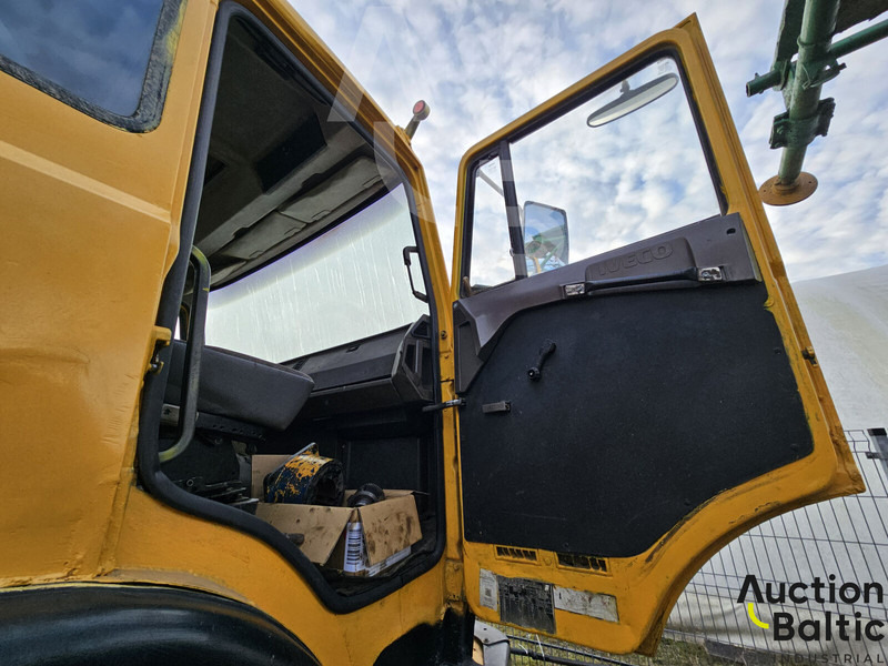 Bohrgerät Iveco 180-25: das Bild 10