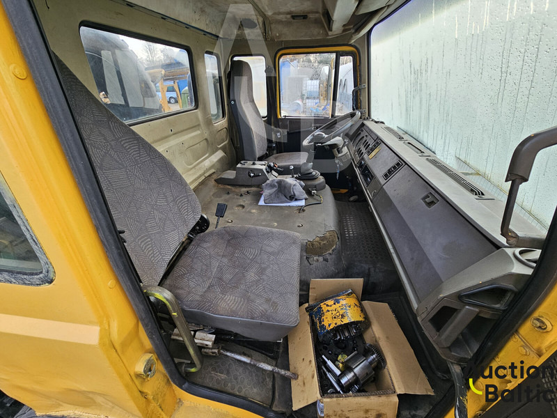 Bohrgerät Iveco 180-25: das Bild 11