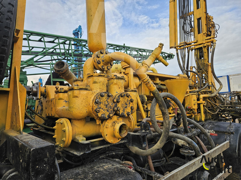 Bohrgerät Iveco 180-25: das Bild 19