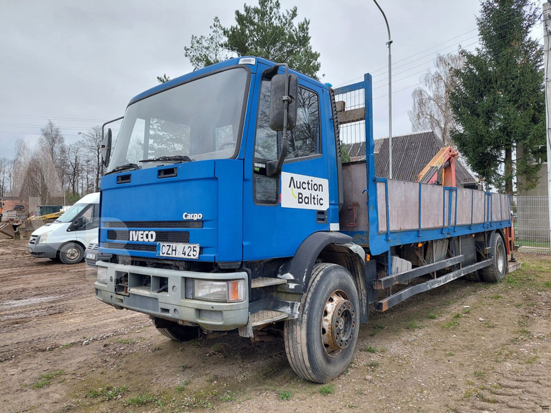 Iveco 180E18 - Pritsche LKW, Autokran: das Bild 2 Iveco 180E18 - Pritsche LKW, Autokran: das Bild 2