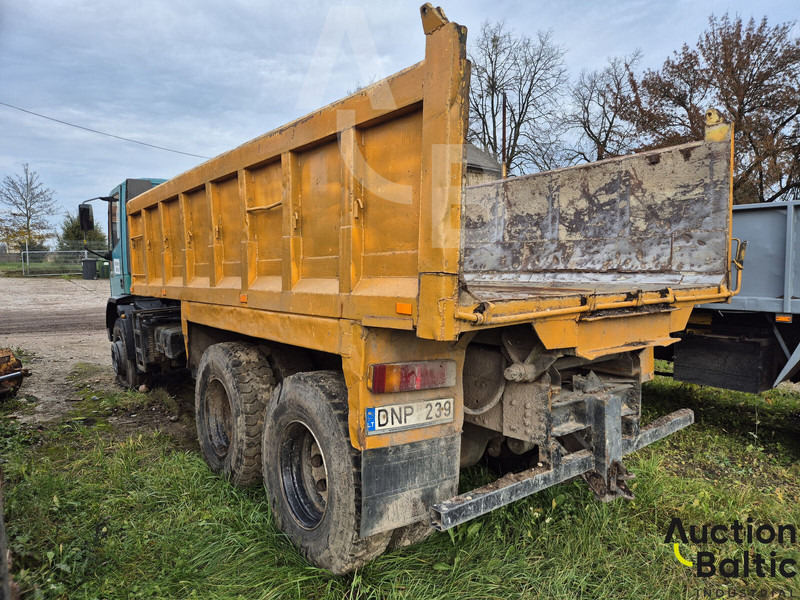 Iveco 260 E27 - Kipper: das Bild 4 Iveco 260 E27 - Kipper: das Bild 4
