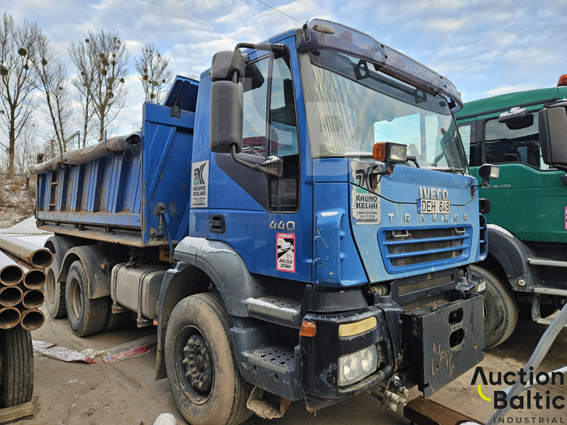 Iveco 260 E44 - Kipper: das Bild 2 Iveco 260 E44 - Kipper: das Bild 2