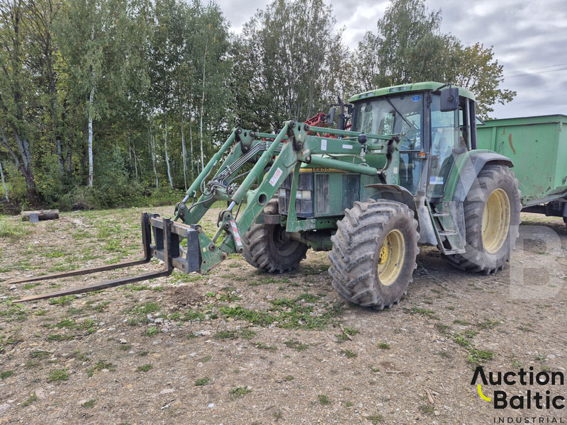 John Deere 6600 - Traktor: das Bild 2 John Deere 6600 - Traktor: das Bild 2