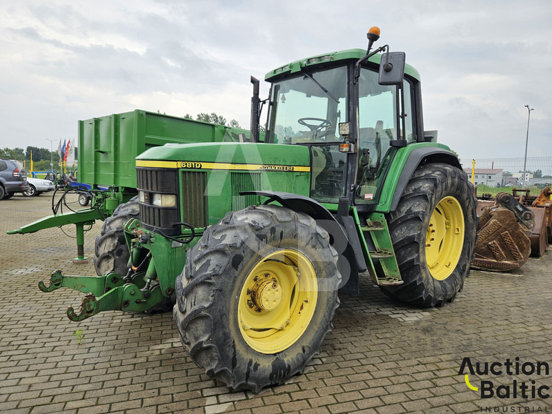 John Deere 6810 - Traktor: das Bild 1 John Deere 6810 - Traktor: das Bild 1