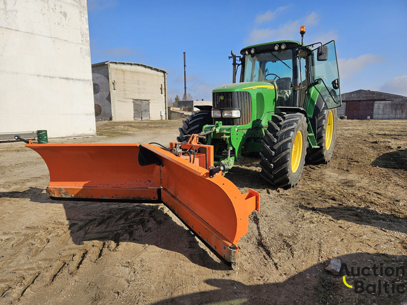 John Deere 6820 - Traktor: das Bild 1 John Deere 6820 - Traktor: das Bild 1