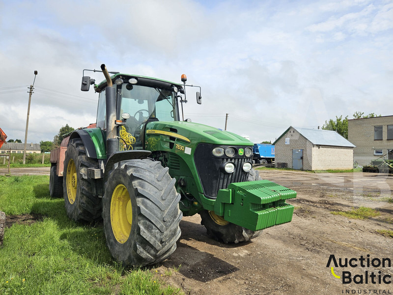 John Deere 7830 - Traktor: das Bild 2 John Deere 7830 - Traktor: das Bild 2