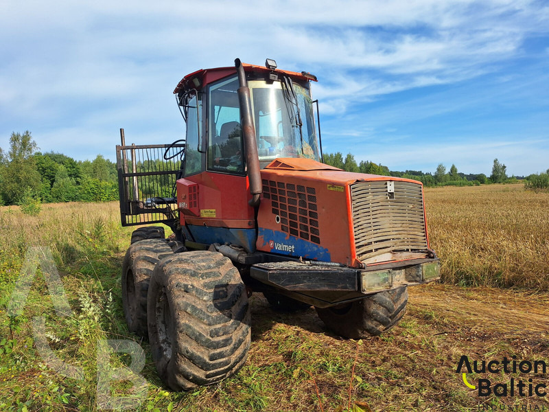 Komatsu 860 - Rückewagen: das Bild 2 Komatsu 860 - Rückewagen: das Bild 2