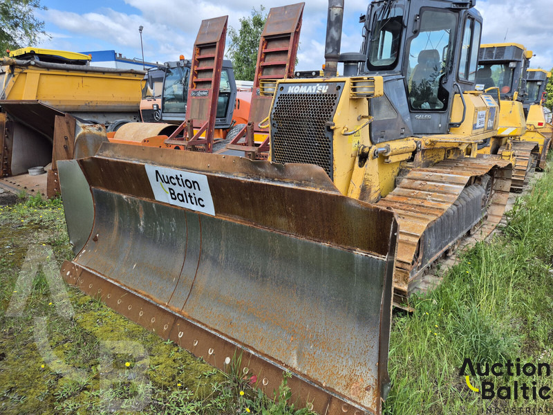 Komatsu D61EX-15 - Bulldozer: das Bild 2 Komatsu D61EX-15 - Bulldozer: das Bild 2