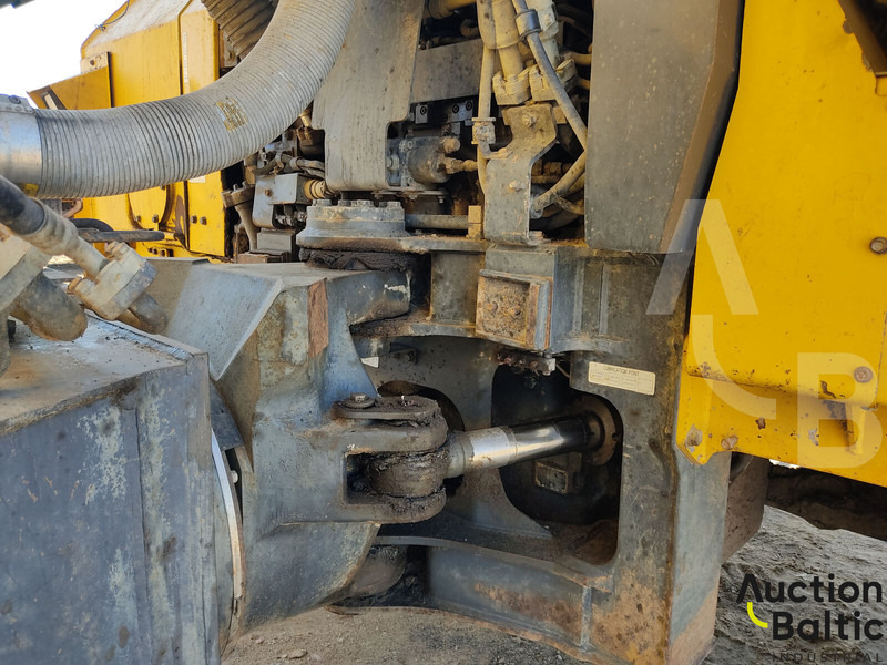 Knickgelenkter Dumper Komatsu HM400: das Bild 9 Knickgelenkter Dumper Komatsu HM400: das Bild 9