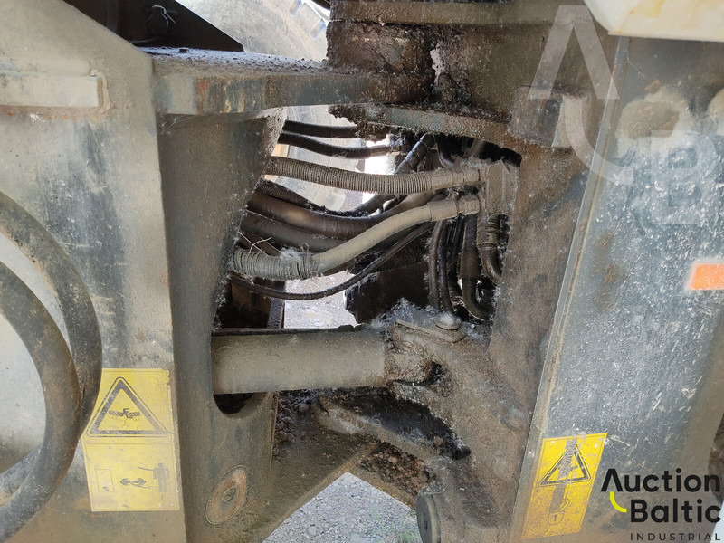 Radlader Komatsu WA250-5: das Bild 18