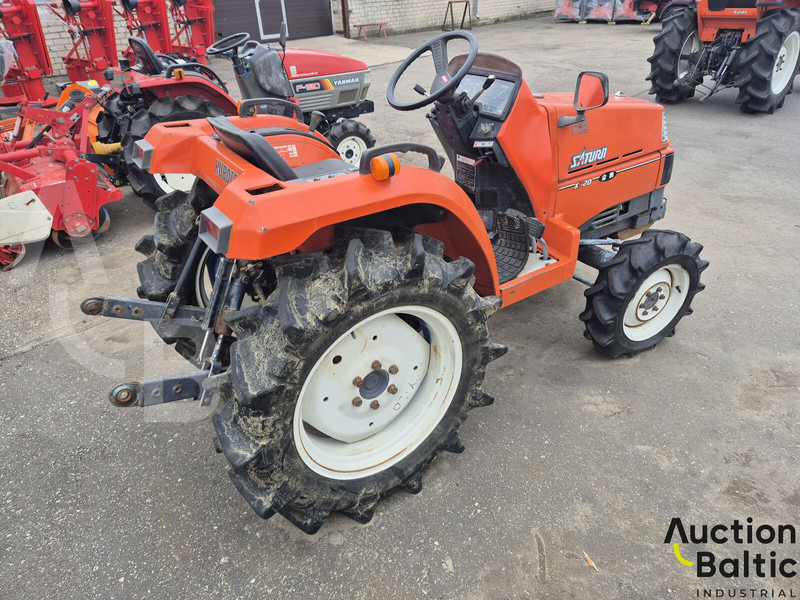 Kubota X 20 DT - Traktor: das Bild 3 Kubota X 20 DT - Traktor: das Bild 3