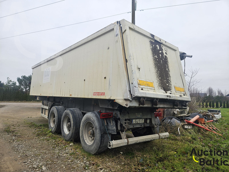 Langendorf - Planenauflieger: das Bild 5 Langendorf - Planenauflieger: das Bild 5