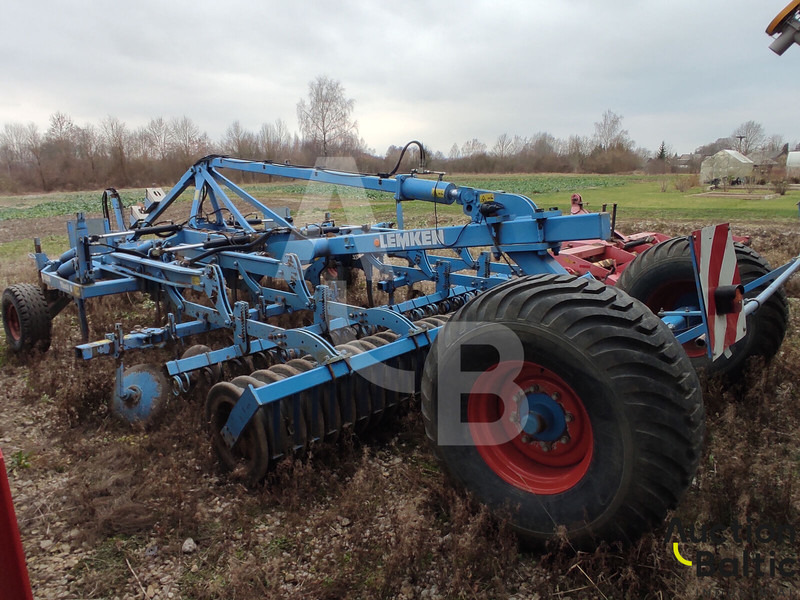 Lemken Thorit - Grubber: das Bild 2 Lemken Thorit - Grubber: das Bild 2