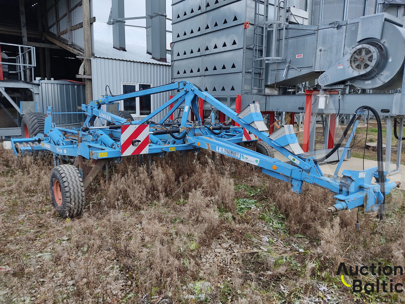 Lemken Thorit - Grubber: das Bild 1 Lemken Thorit - Grubber: das Bild 1