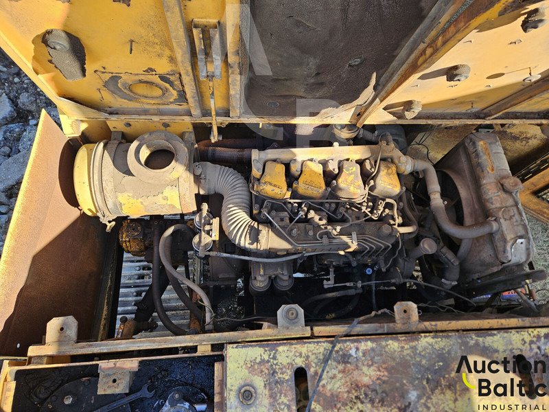 Kettenbagger Liebherr R 902: das Bild 15