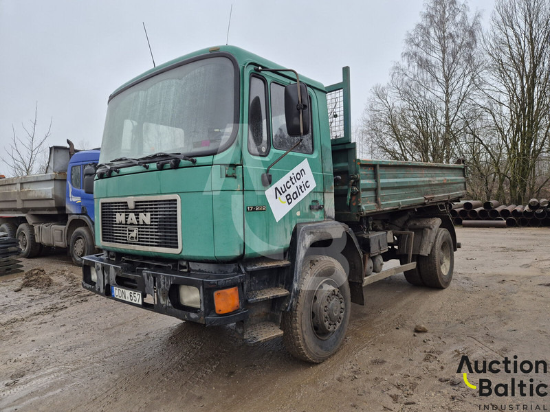 MAN 18.222 - Kipper: das Bild 1 MAN 18.222 - Kipper: das Bild 1