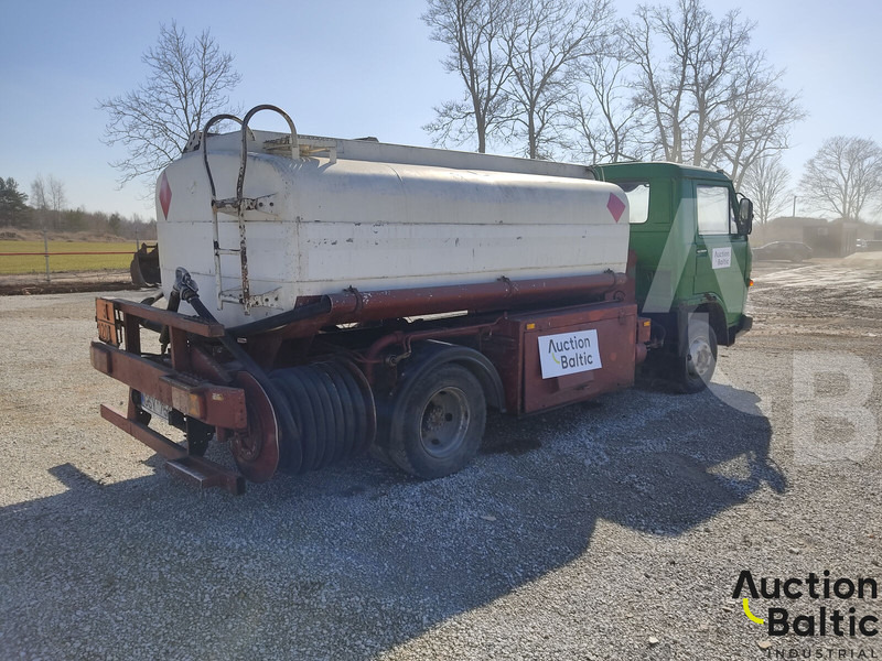 MAN 8.136 - Tankwagen: das Bild 4 MAN 8.136 - Tankwagen: das Bild 4