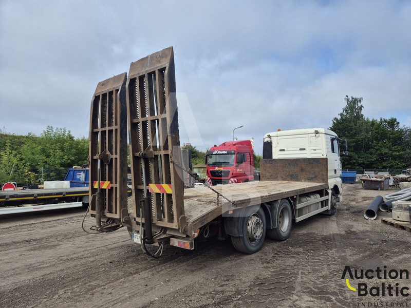 MAN TGA26.440 - Autotransporter LKW: das Bild 3 MAN TGA26.440 - Autotransporter LKW: das Bild 3