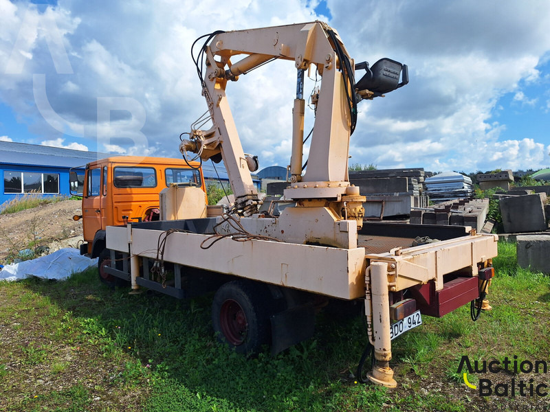 Magirus 130 M 8 - Pritsche LKW, Autokran: das Bild 3 Magirus 130 M 8 - Pritsche LKW, Autokran: das Bild 3