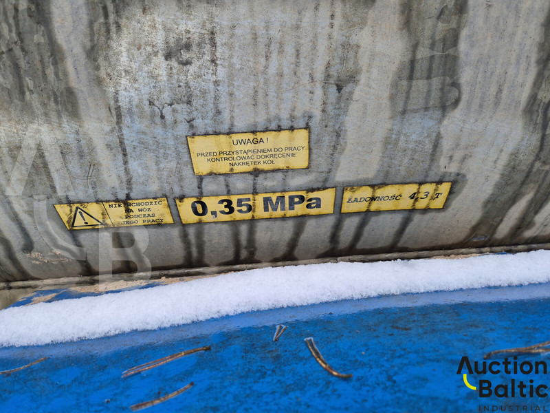 Meprozet PN-40 - Kipper Anhänger: das Bild 2 Meprozet PN-40 - Kipper Anhänger: das Bild 2