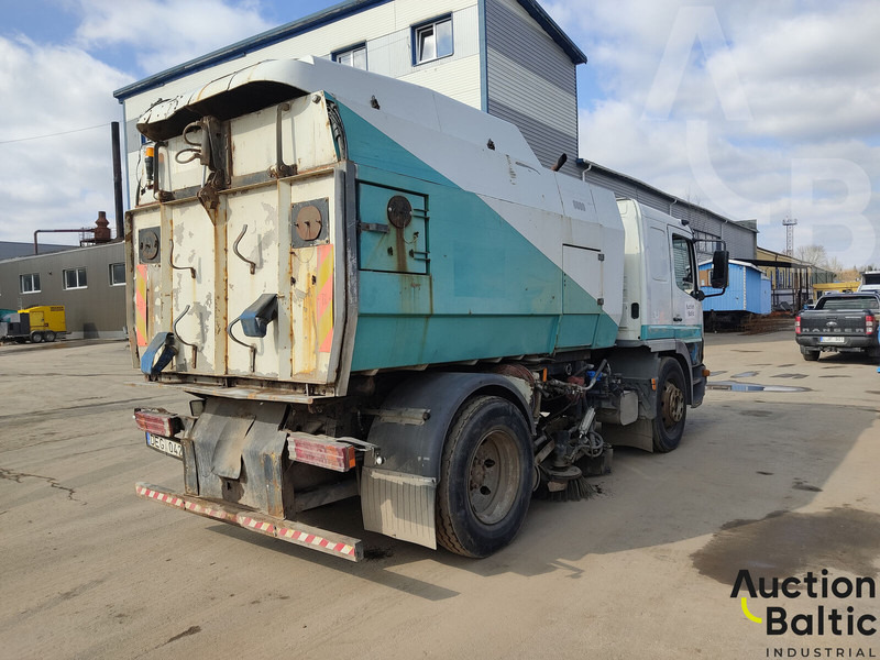 Mercedes-Benz 1517 - Kehrmaschine: das Bild 3 Mercedes-Benz 1517 - Kehrmaschine: das Bild 3