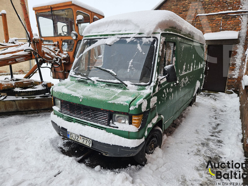 Mercedes-Benz 207D - Kleintransporter: das Bild 1 Mercedes-Benz 207D - Kleintransporter: das Bild 1