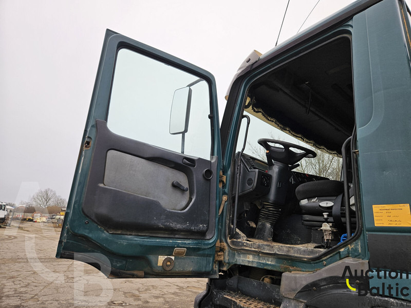 Mercedes-Benz 3331 - Kipper: das Bild 5 Mercedes-Benz 3331 - Kipper: das Bild 5