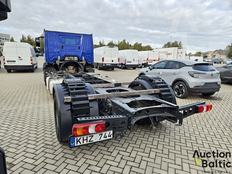 Mercedes-Benz Actros 1843 - Fahrgestell LKW: das Bild 3 Mercedes-Benz Actros 1843 - Fahrgestell LKW: das Bild 3
