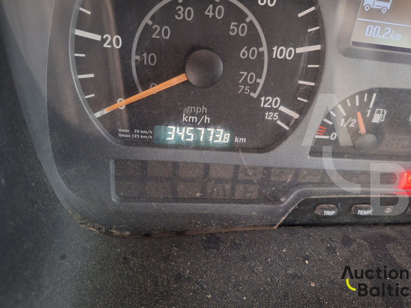 Mercedes-Benz Axor 2628 - Stationäre Betonpumpe: das Bild 5 Mercedes-Benz Axor 2628 - Stationäre Betonpumpe: das Bild 5