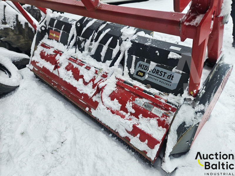 Midiforst DT500 - Schlegelmäher/ Mulcher: das Bild 4 Midiforst DT500 - Schlegelmäher/ Mulcher: das Bild 4