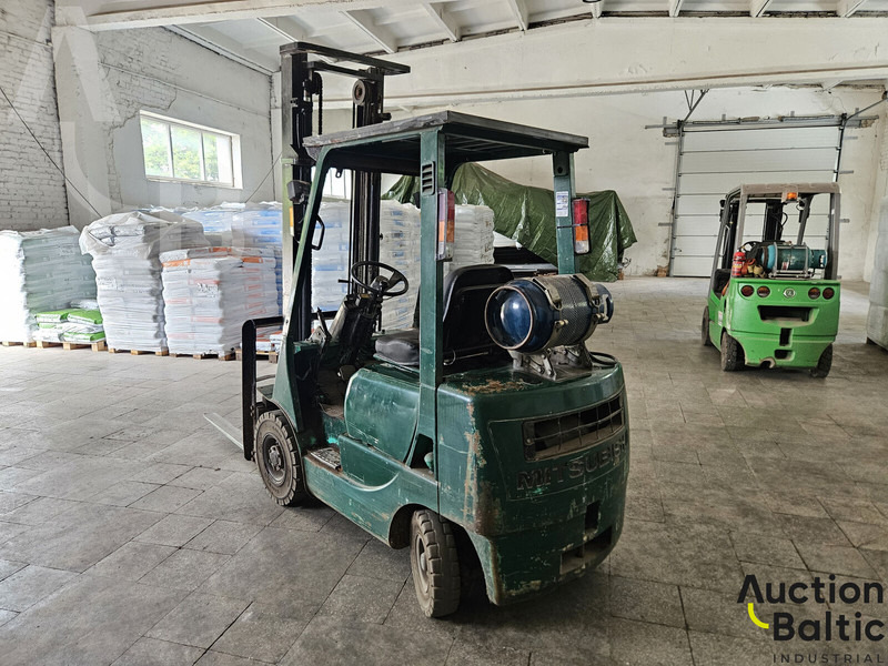 Mitsubishi 2T 151 P2 - Treibgasstapler: das Bild 4 Mitsubishi 2T 151 P2 - Treibgasstapler: das Bild 4