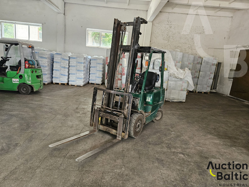 Mitsubishi 2T 151 P2 - Treibgasstapler: das Bild 1 Mitsubishi 2T 151 P2 - Treibgasstapler: das Bild 1