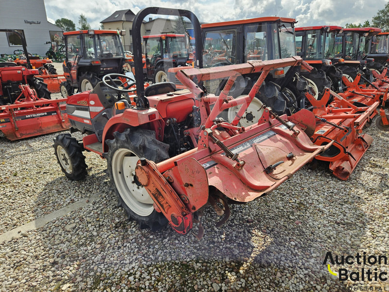 Mitsubishi MT200 - Traktor: das Bild 4 Mitsubishi MT200 - Traktor: das Bild 4