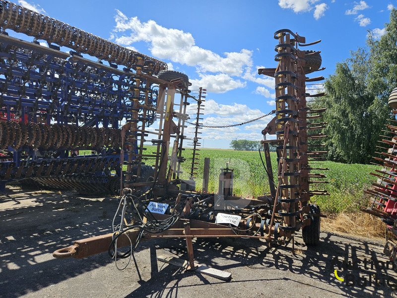 Onbekend Cultivator - Grubber: das Bild 1 Onbekend Cultivator - Grubber: das Bild 1