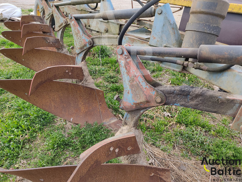 Overum C598L - Pflug: das Bild 5 Overum C598L - Pflug: das Bild 5